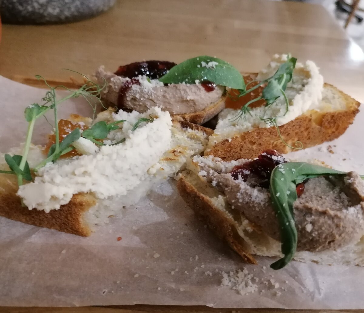 Дуэт паштетов, 290 рублей