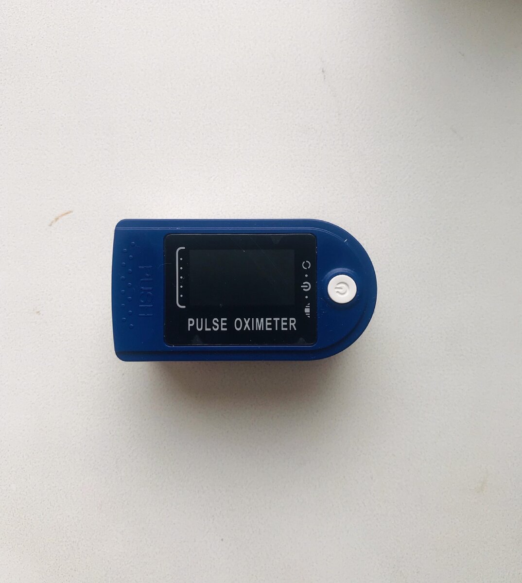 Экран прибора после включения