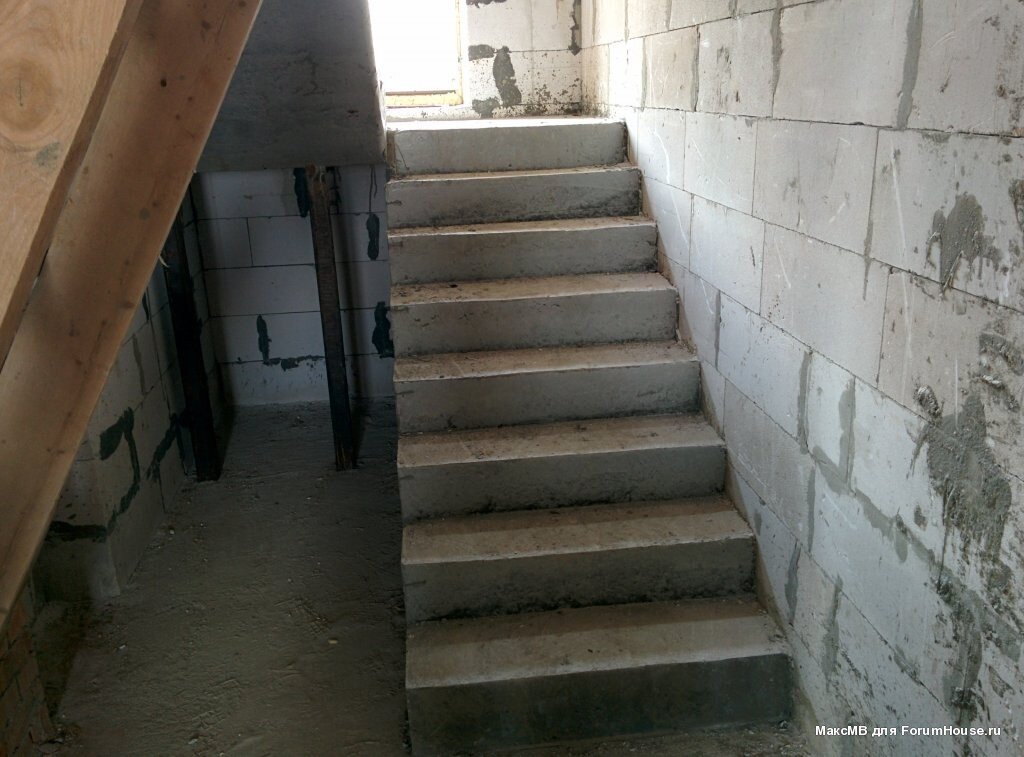 Почему лестница из бетона лучше?