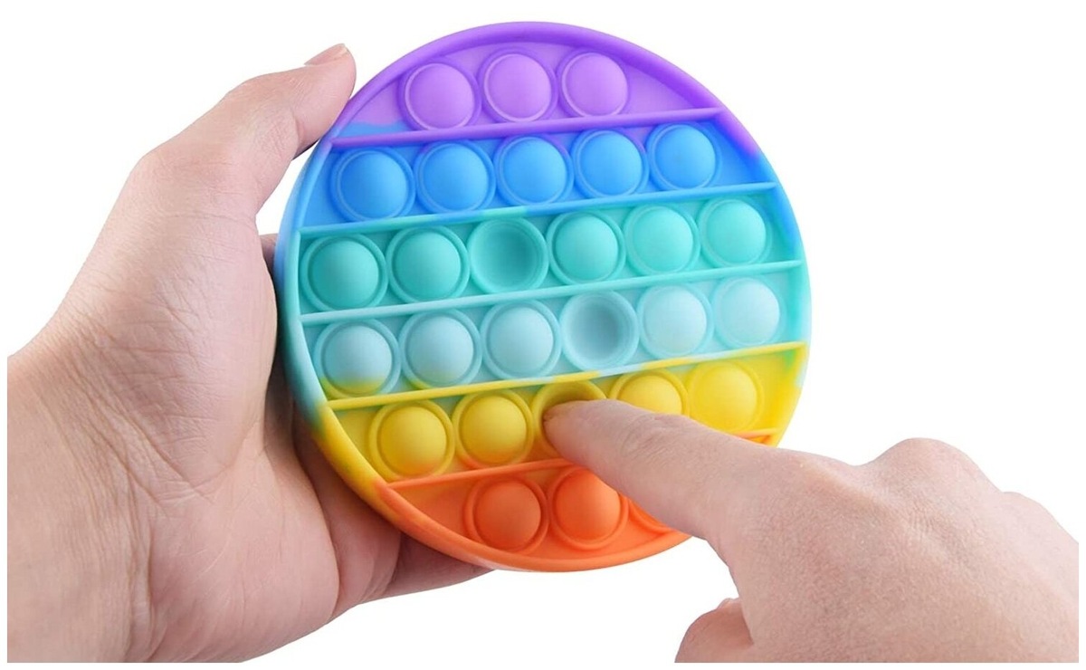 Источник фото:  https://market.yandex.ru/product--igrushka-antistress-pop-it-beskonechnaia-pupyrka-pop-it-krug/950198413 