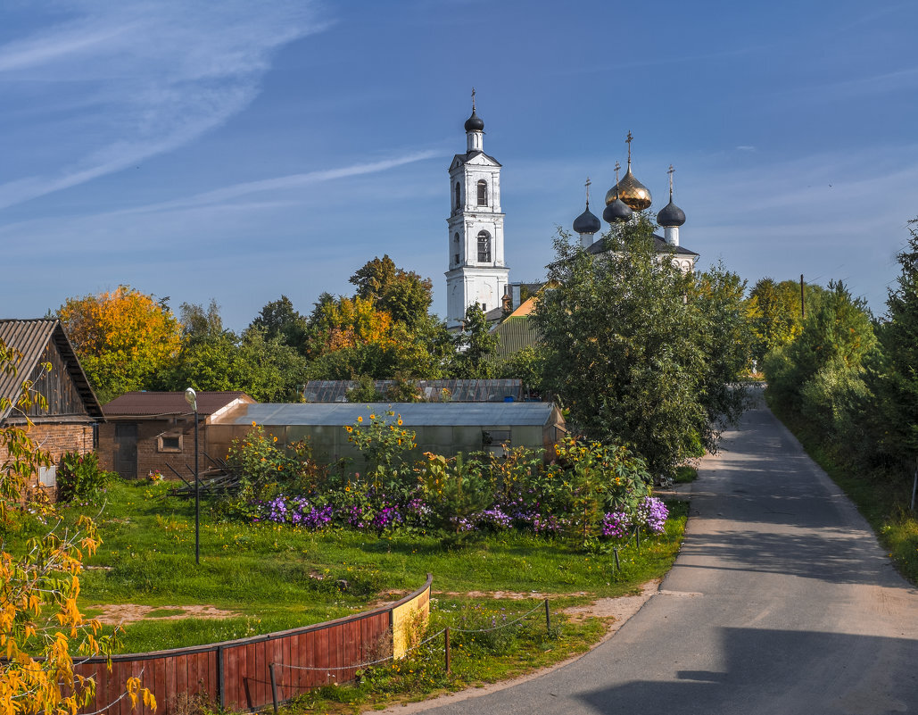 КРЕСТОВОЗДВИЖЕНСКАЯ ЦЕРКОВЬ. СЕЛО СВЁРДЛОВО, ПРИГОРОД КОНАКОВО 