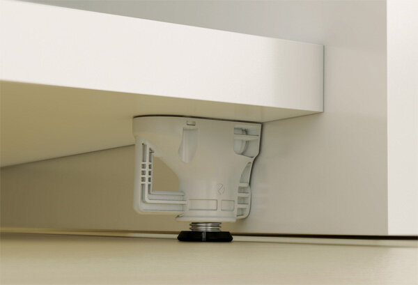 Регулируемая опора ATACAMA (фото с сайта italianaferramenta.it)