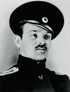 В.И. Агапкин в молодости.