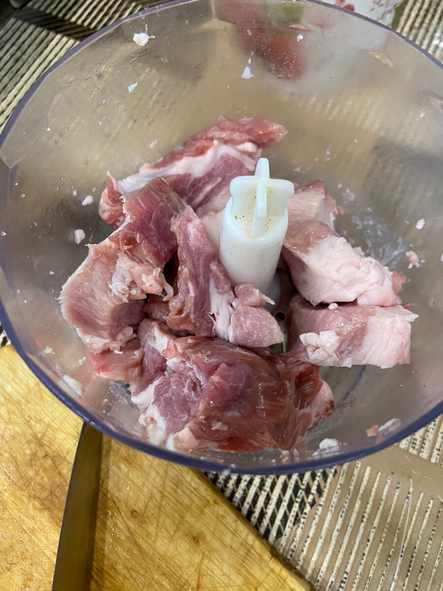 Примерный размер кусочков мяса в блендере