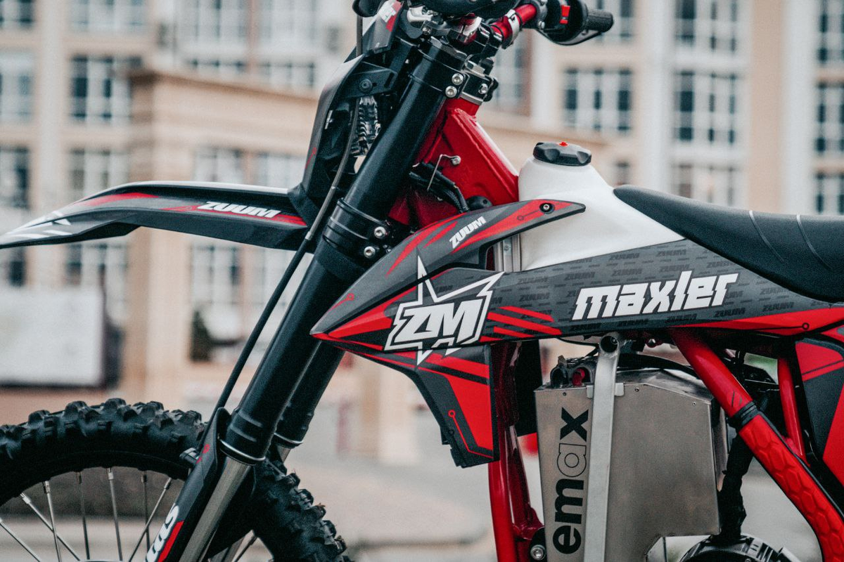                                                               ZM Maxler