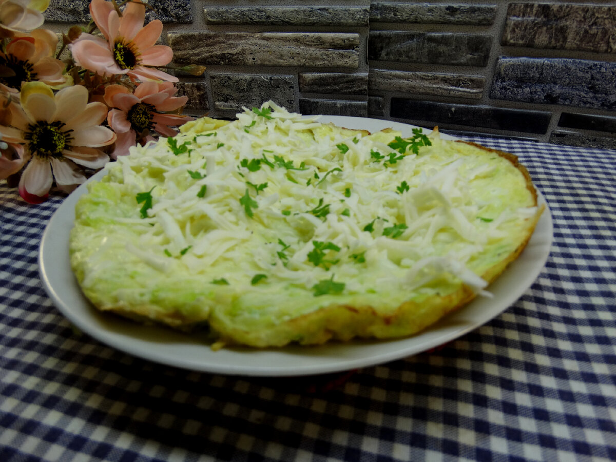 Омлет с кабачками и сыром | Готовим вкусно дома/ Кулинария/ Рецепты | Дзен