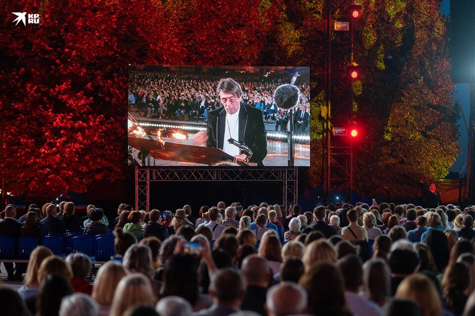     Произведение великого композитора исполнил оркестр под руководством Юрия Башмета. Юлия ПЫХАЛОВА