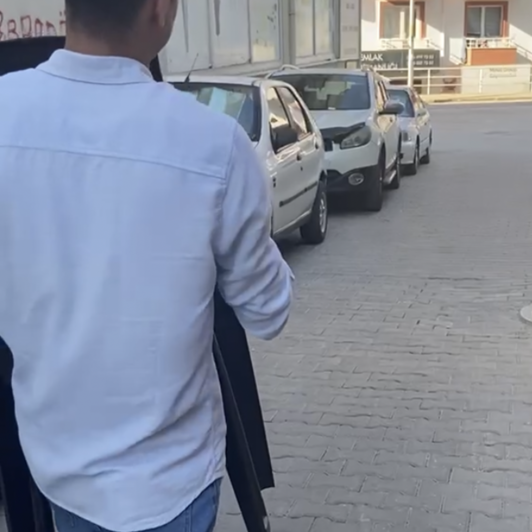 Это я сняла, как для сторис)) Без лица, чтобы он остался анонимным