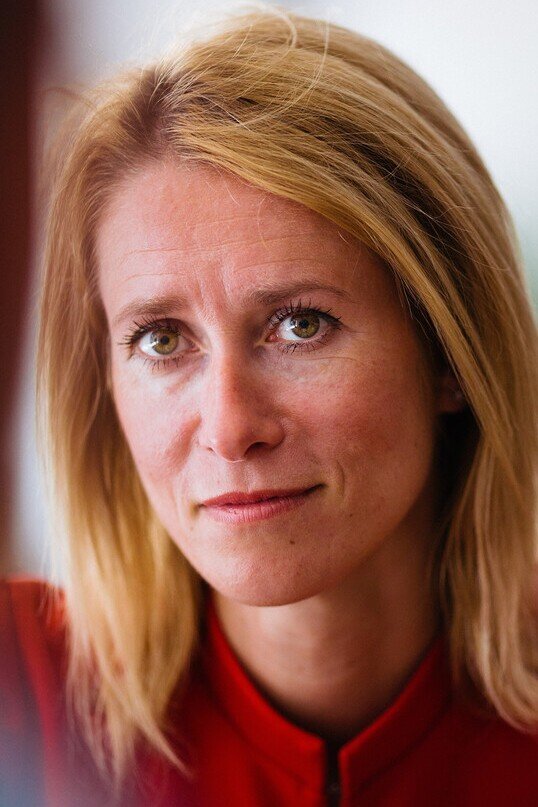 Глупая эстонская баба.