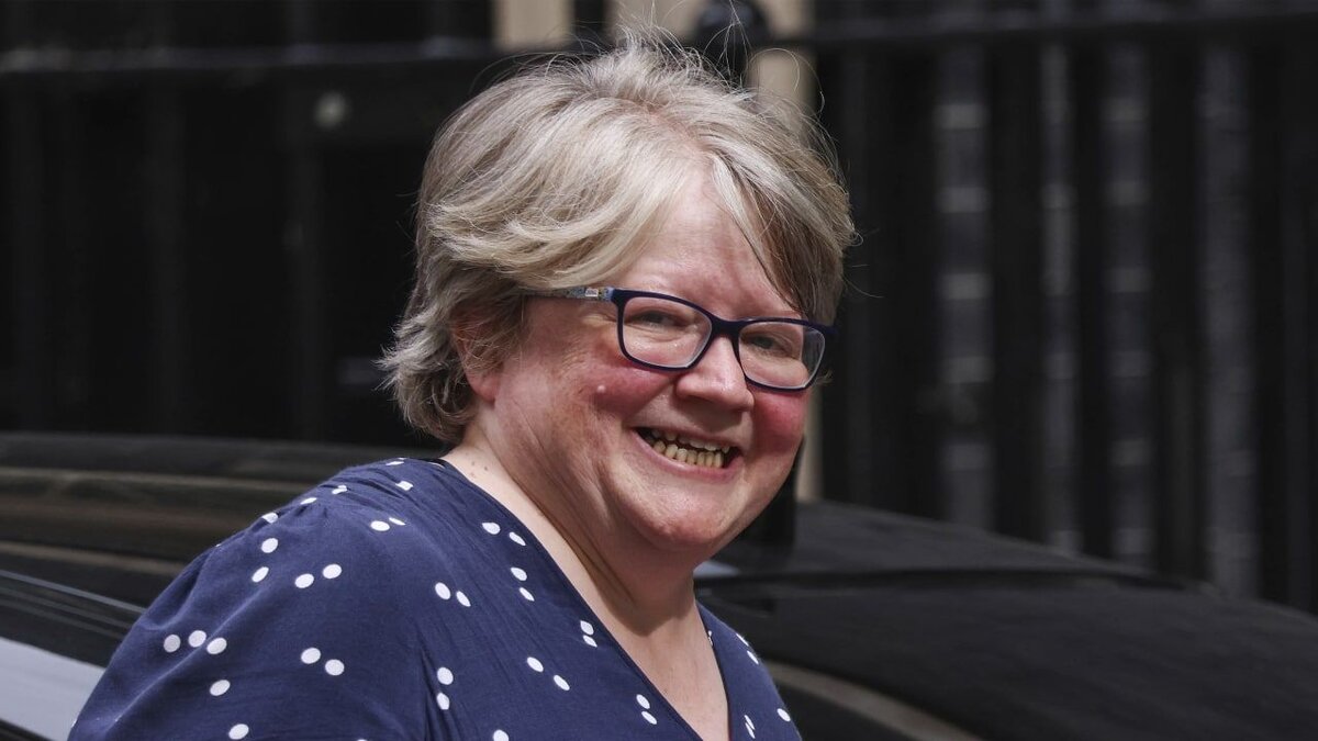 Это Тереза Коффи