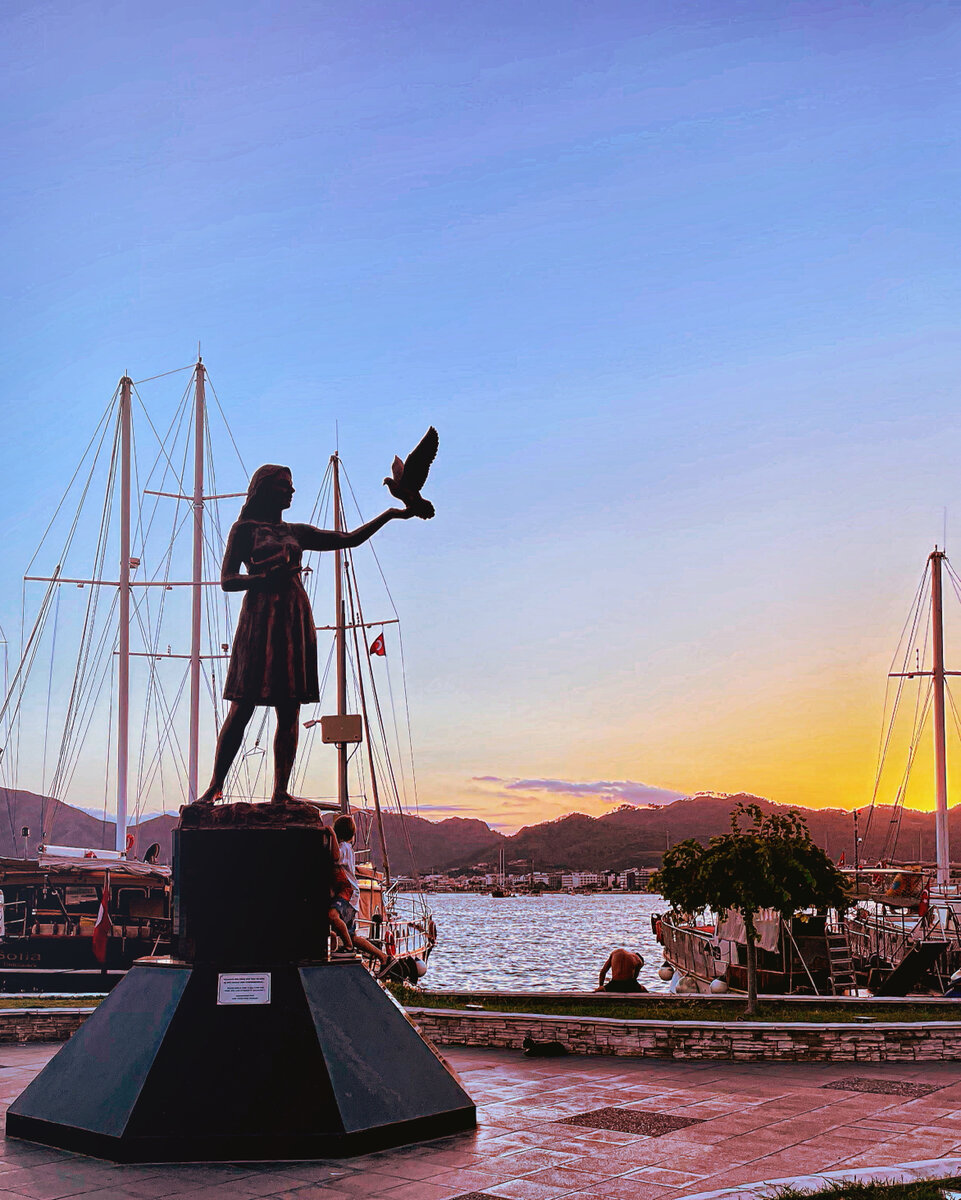 С международным днём Мира!