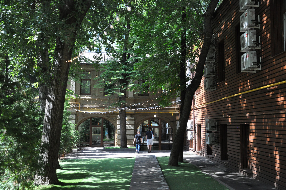 То самое место, где проводятся экскурсии. 