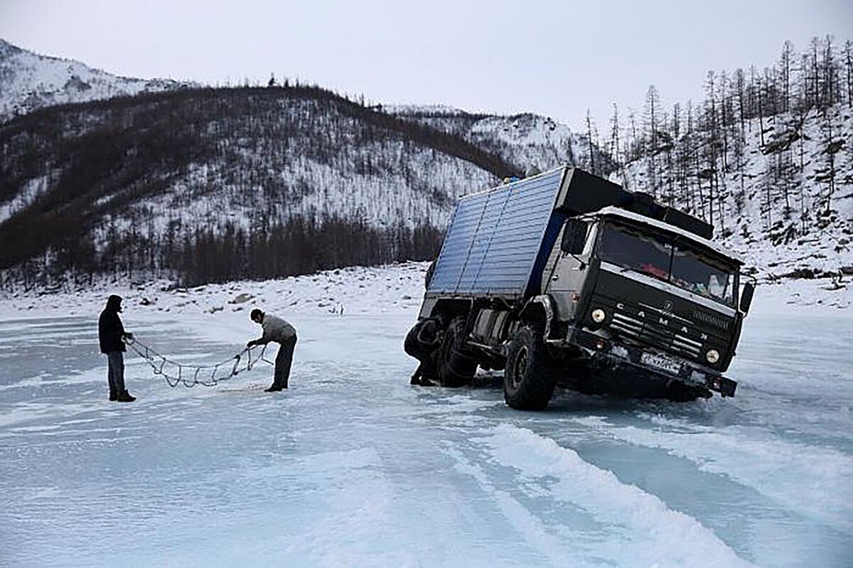 Зимник в Якутии