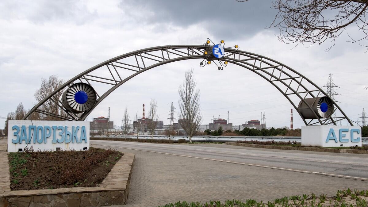    Запорожская АЭС в Энергодаре© РИА Новости