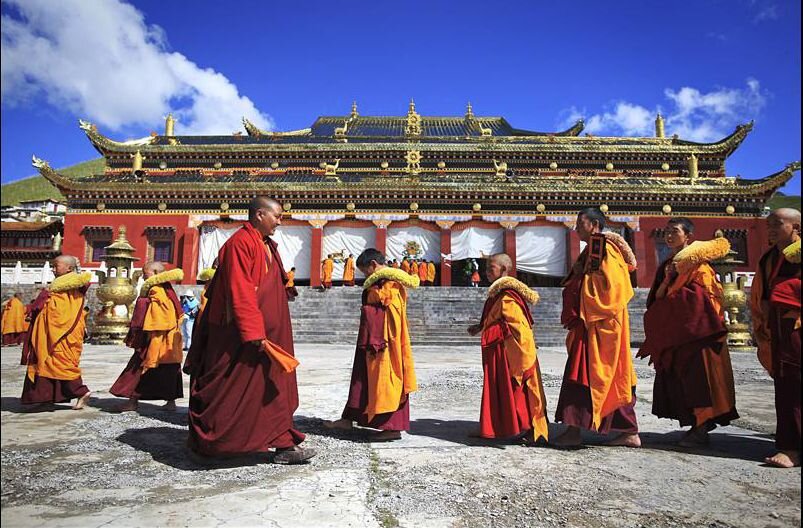 Какой год в тибете. Академия буддизма v Tibete. Дорчже Тибет авито. Pilgrimage China.