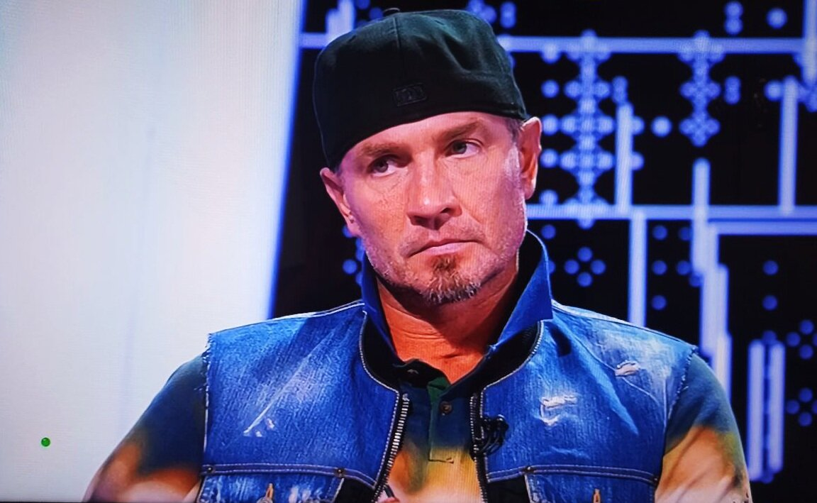 Секрет на миллион с костомаровым. Секрет на миллион с костомаровым. Костомаров фото из секрет на миллион. Секрет на миллион с костомаровым. Секрет на миллион с костомаровым.