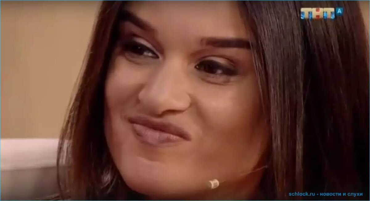 Да, телепроект постепенно из "строительного" русла плавно переходит в "экспериментальное". Проверяют на прочность новичков, заселяя незнакомых людей в одну комнату, действуют на нервы Ольге Рапунцель, которая устала следить, чтобы никто не делал селфи с её ребенком. Провоцируют Яббарова, который со всеми переругался, пошел по второму кругу и оказался за воротами.

А самое главное, что в начале передачи озвучивают проблему, а в конце про неё все благополучно забывают, включая супер-психологов и мега-экспертов. Наверное, потому что проблемы никакой и нет? Все-таки права Маргарита Ларченко, когда говорит, что герои дома 2 живут, как актеры бесконечного сериала?
