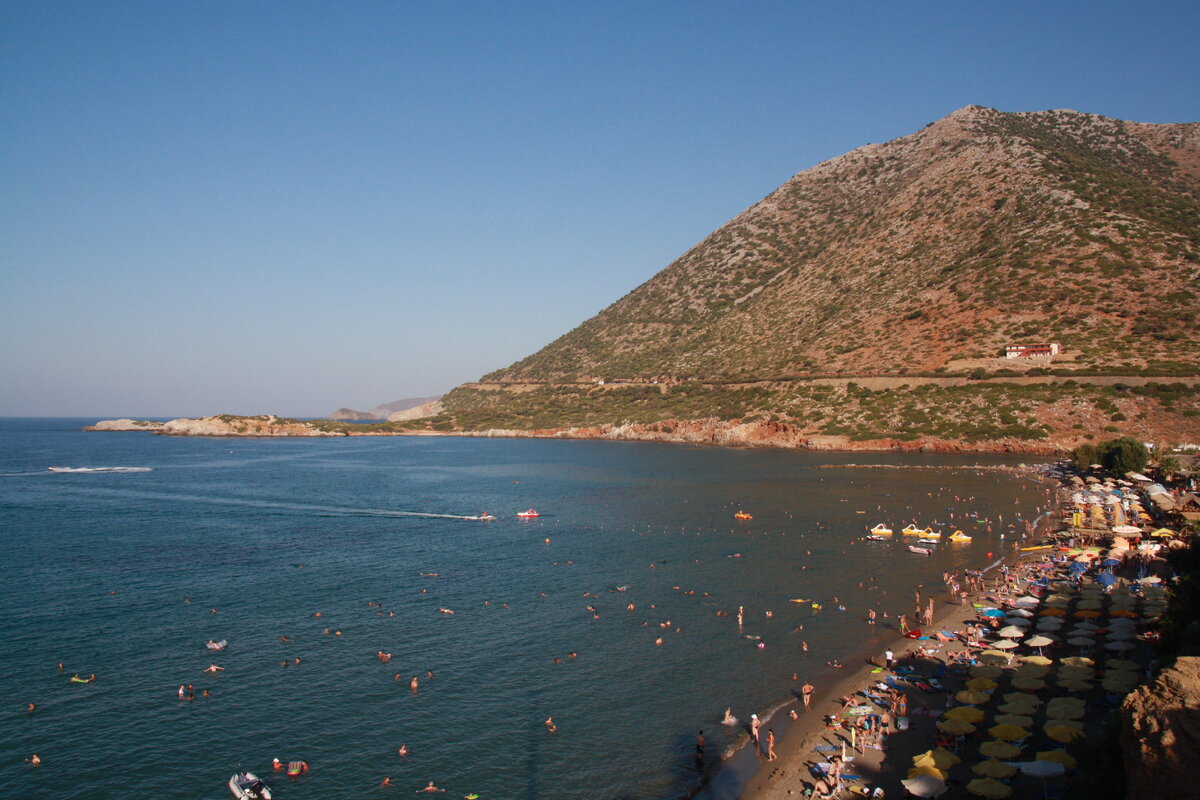                                                     вид на один из пляжей этой бухты