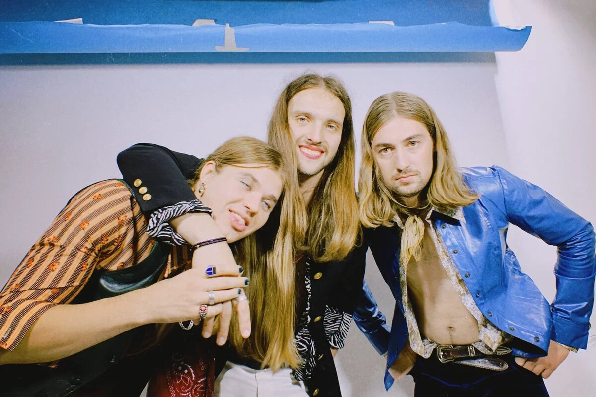 «Казускома». Плейбойский выход московского рок-трио