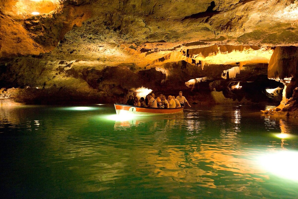 Пещеры в испании