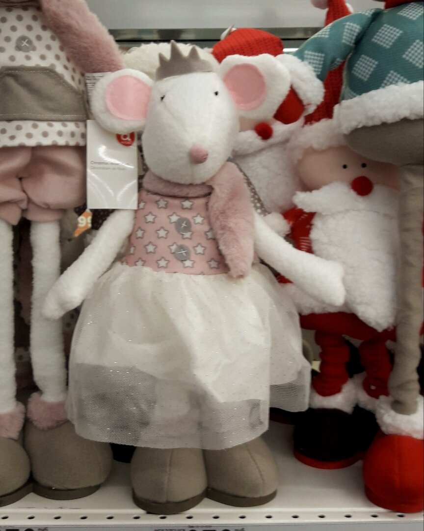 Вот такие милахи (и множество им подобных) поджидают на каждом шагу. Хорошенькие, правда?))) Фото автора