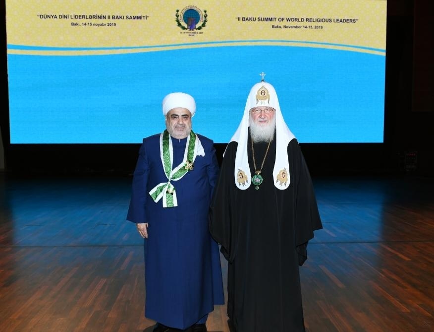 14 ноября 2019 . Источник: https://moscow-baku.ru/news/society/patriarkh_kirill_vruchil_v_baku_orden_serafima_sarovskogo_allakhshukyuru_pashazade/ 