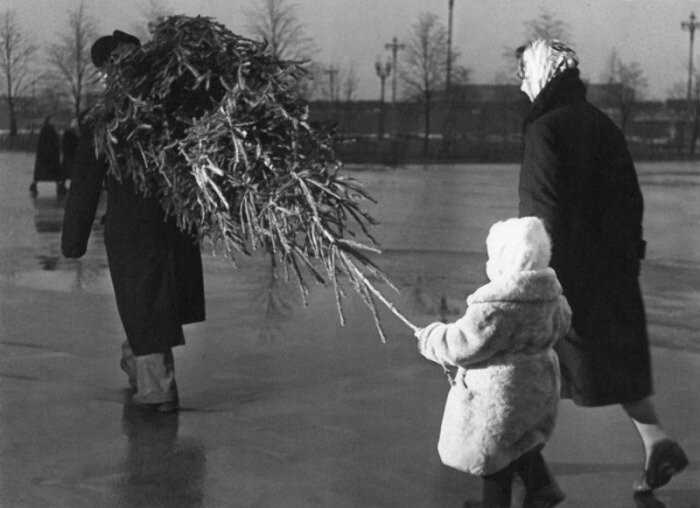 Каждый ребенок в СССР знал, что Новый год важнее, чем День рождения или остальные праздники. Что к Новому году столько дел, и забот... И нужно все успеть и взрослым помочь.-5