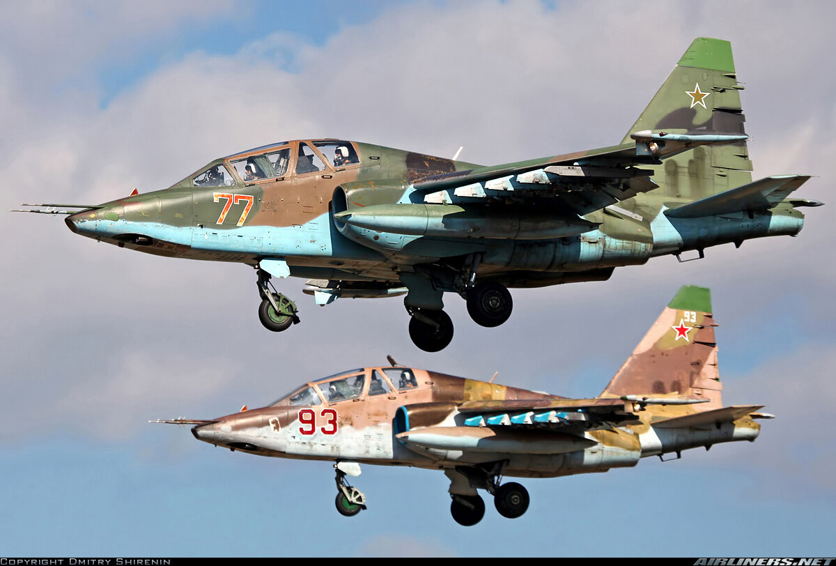 Су 25 википедия. Су-25т Штурмовик. Су-25 Штурмовик. Су-25т Су-39. Су-25 Штурмовик кабина.