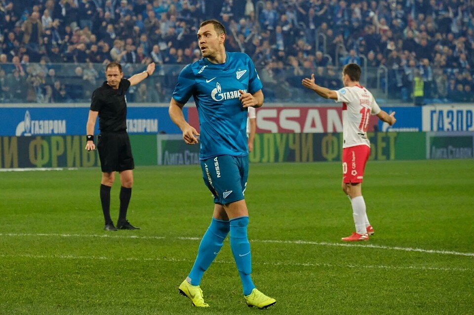 Артем Дзюба