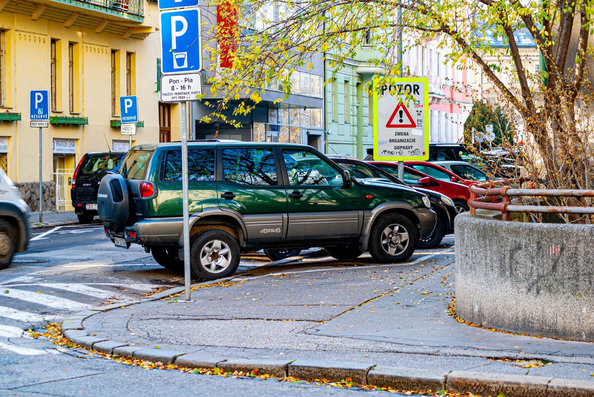 Террано второго поколения на улицах Братиславы в Словакии