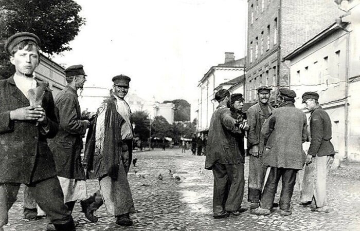 Хитровская площадь в Москве до Революции. «Хитровка воровская» - площадь стала символом криминальной жизни.
