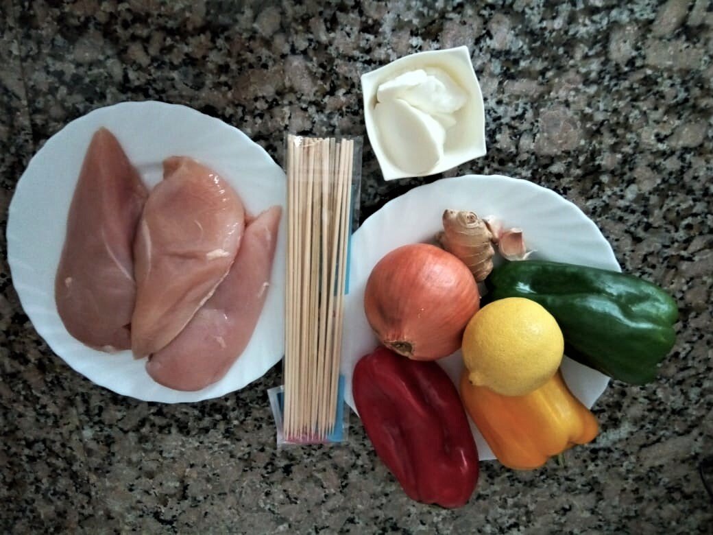 Готовимся к пикнику в квартире.