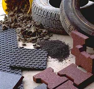 Больше всего читателей заинтересовали технологии и оборудование для переработки шин. Растущий автомобильный парк является поставщиком уникального вторсырья – изношенных покрышек. В процессе эксплуатации шин стирается протектор, но не ухудшаются свойства резины. Плюс к этому металлокорд охотно принимается заготовщиками металлолома.