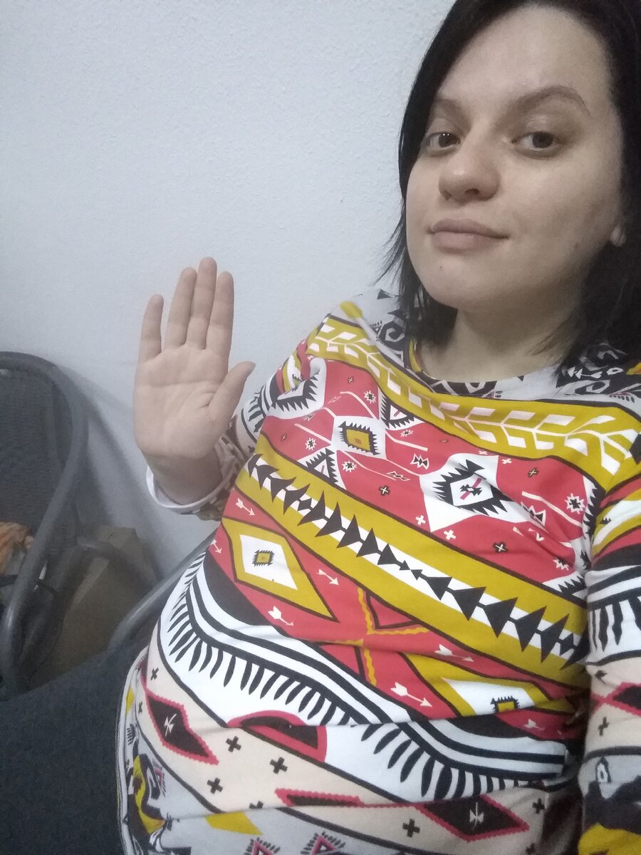 В тот период фото в полный рост я не осиливала. Как и стояние в полный рост в принципе