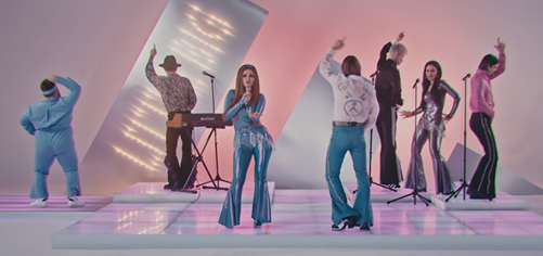 Фрагмент с нового клипа.