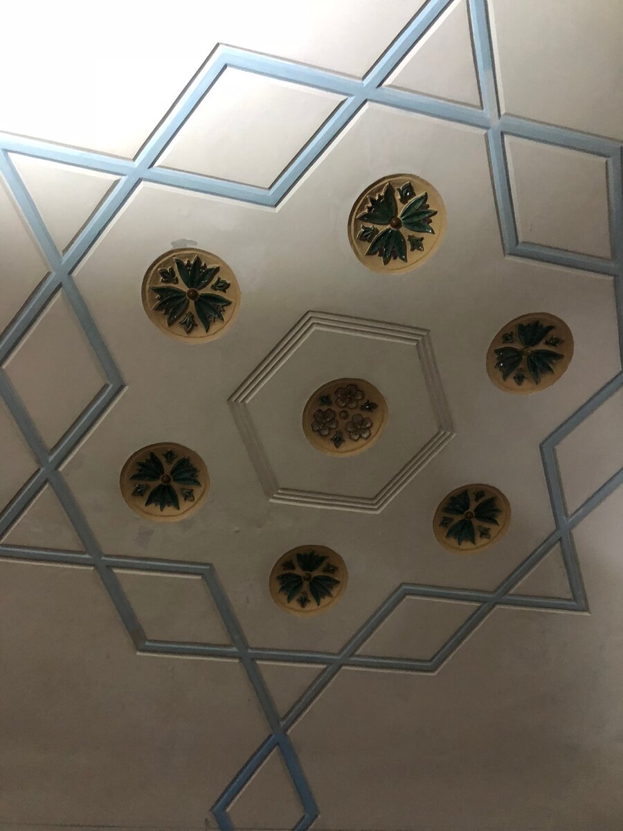 Красивущий потолок