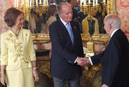 Королева София, король Испании  Хуан Карлос I и Хуан Антонио Самаранч. Фото - ATR ("Around the rings") - http://aroundtherings.com/