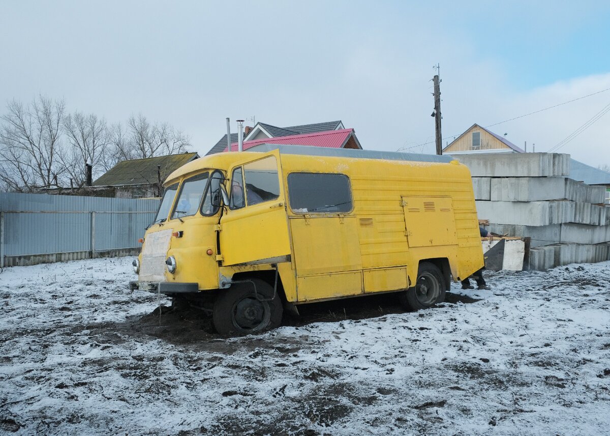 Это на второй день, уже попытались сами выехать ))