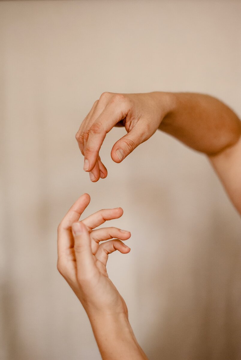 https://unsplash.com/@kate_gliz