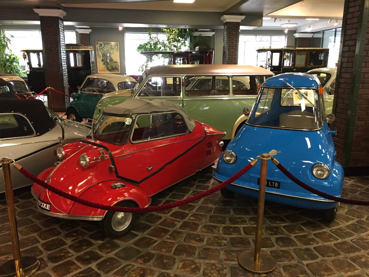 Автомобили Мессершмитт - крошечные и красивые, как цветные рыбки (собственное фото)