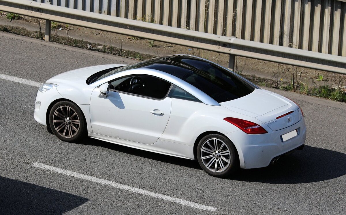 Peugeot RCZ 2010