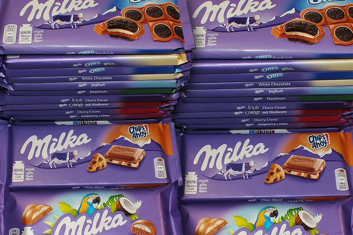 Милка в россии. Шоколад Милка. Шоколад "Milka". Много шоколадок Милка. Милка шоколад батончик.