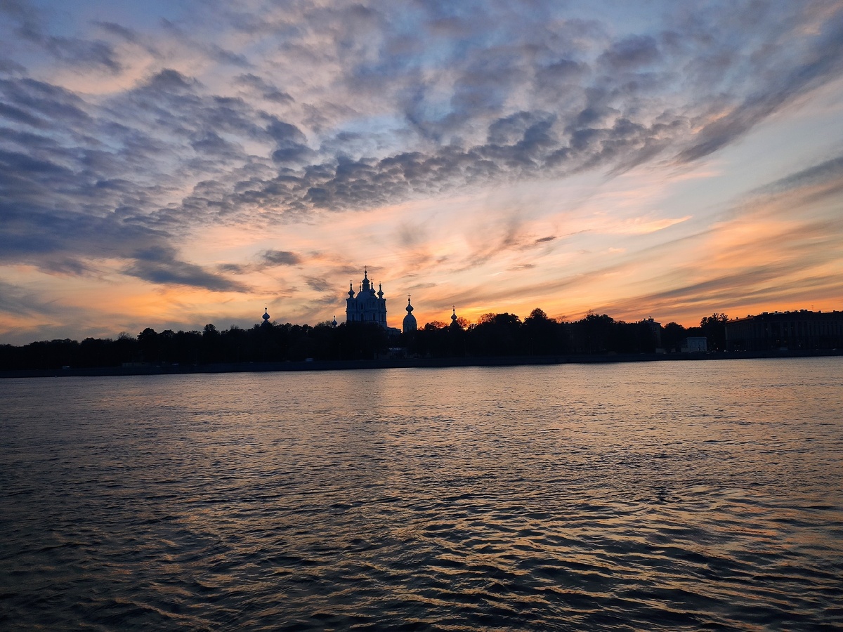 Фото конечно не по теме, но этой мое любимое место .. Очень красиво вчера было 