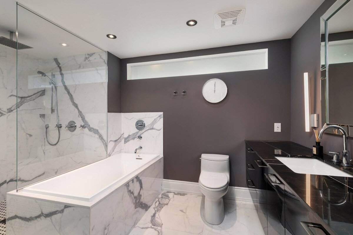 Дизайн ванной комнаты совмещенной с туалетом - идеи интерьера