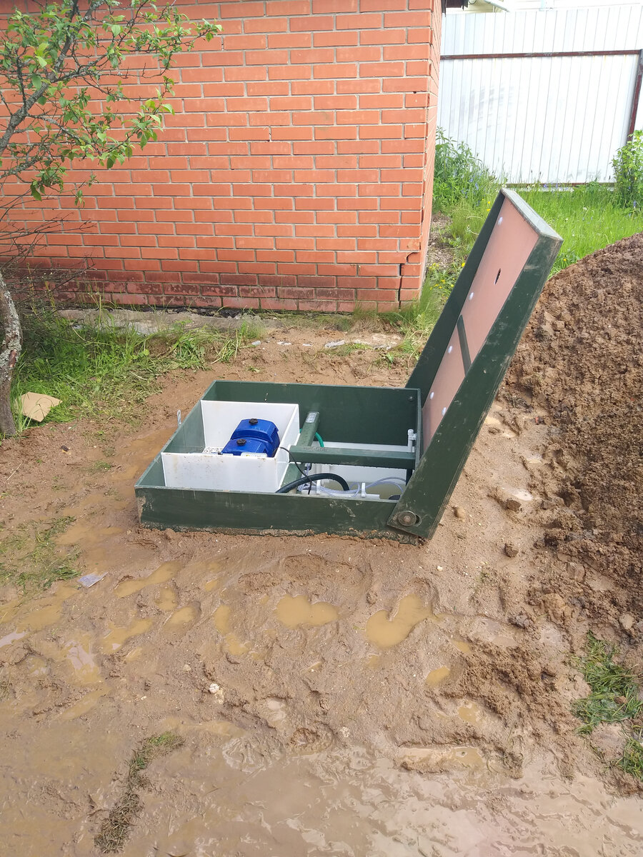 Установленный септик Топас