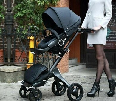 Цена любой коляски: 33000 р