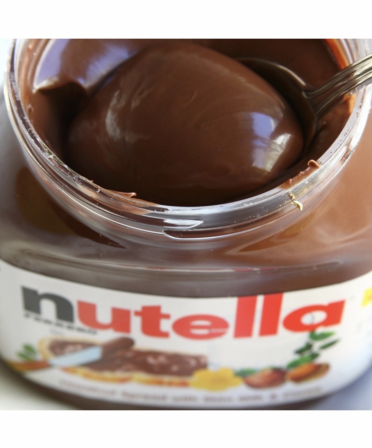 Nutella (ореховая шоколадная паста)