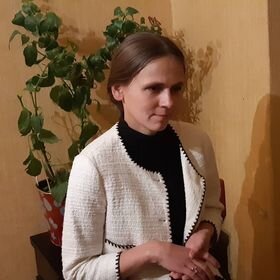 Спикер онлайн-конференции, вид сбоку :) Светлана Залавина