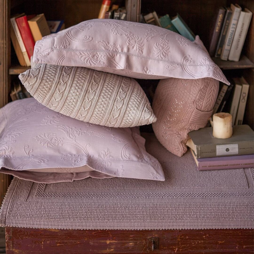 Декоративные наволочки. Фото Luxberry