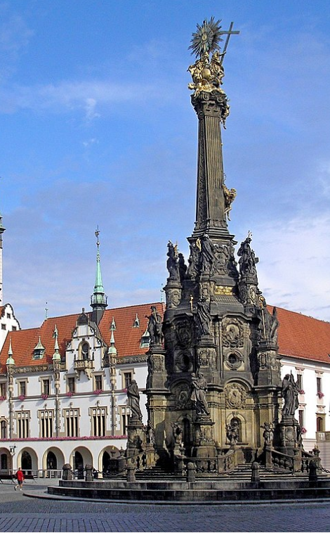 Чумная колонна в Оломоуце. Фото с сайта Википедия